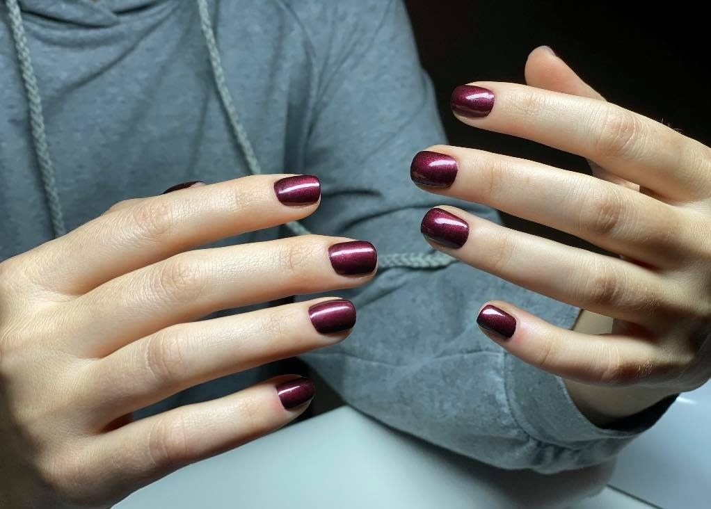 Image with manicure showcasing on the Work section portfolio.